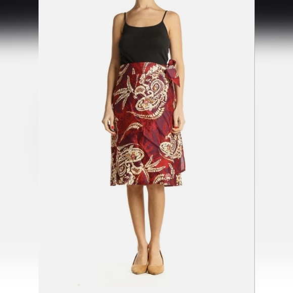Talbots 100% Silk Flora/Red Paisley Wrap Skirt Size 14 P EUC - Picture 2 of 11